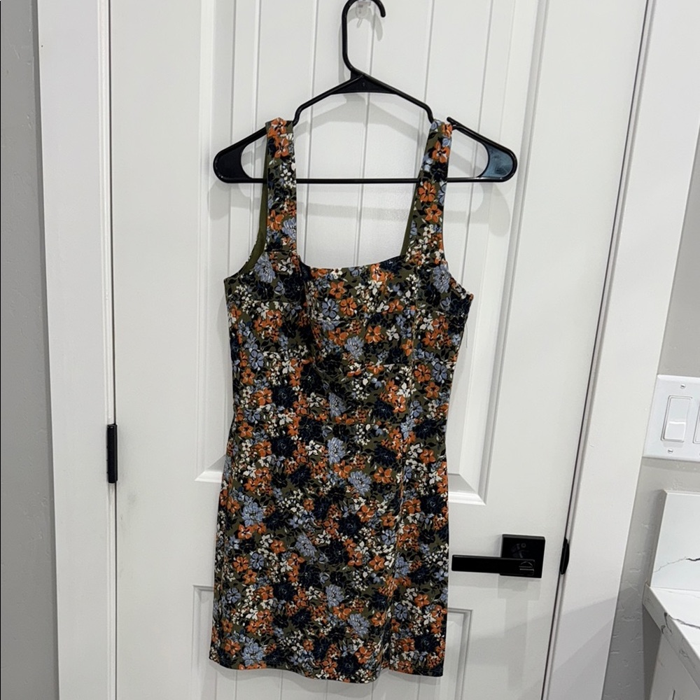 Floral Sleeveless Dress - Black and Orange